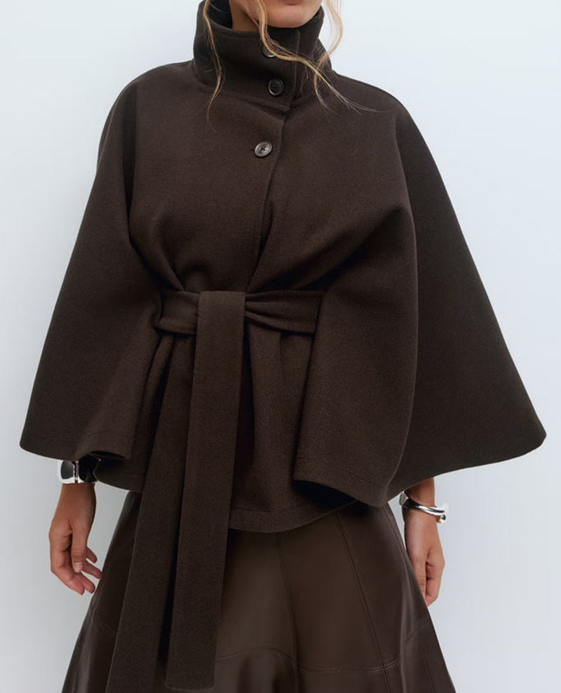 Manteau chauve-souris à col montant