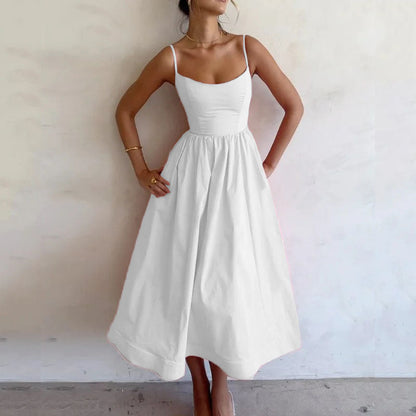 Robe nuisette minimaliste à bretelles