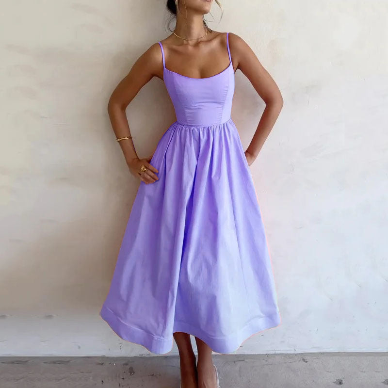 Robe nuisette minimaliste à bretelles