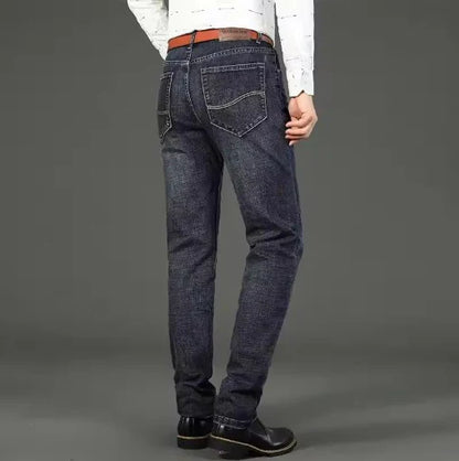 Pantalon en denim doublé polaire coupe droite